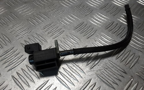 Volvo v40 estate vacuum - volvo,